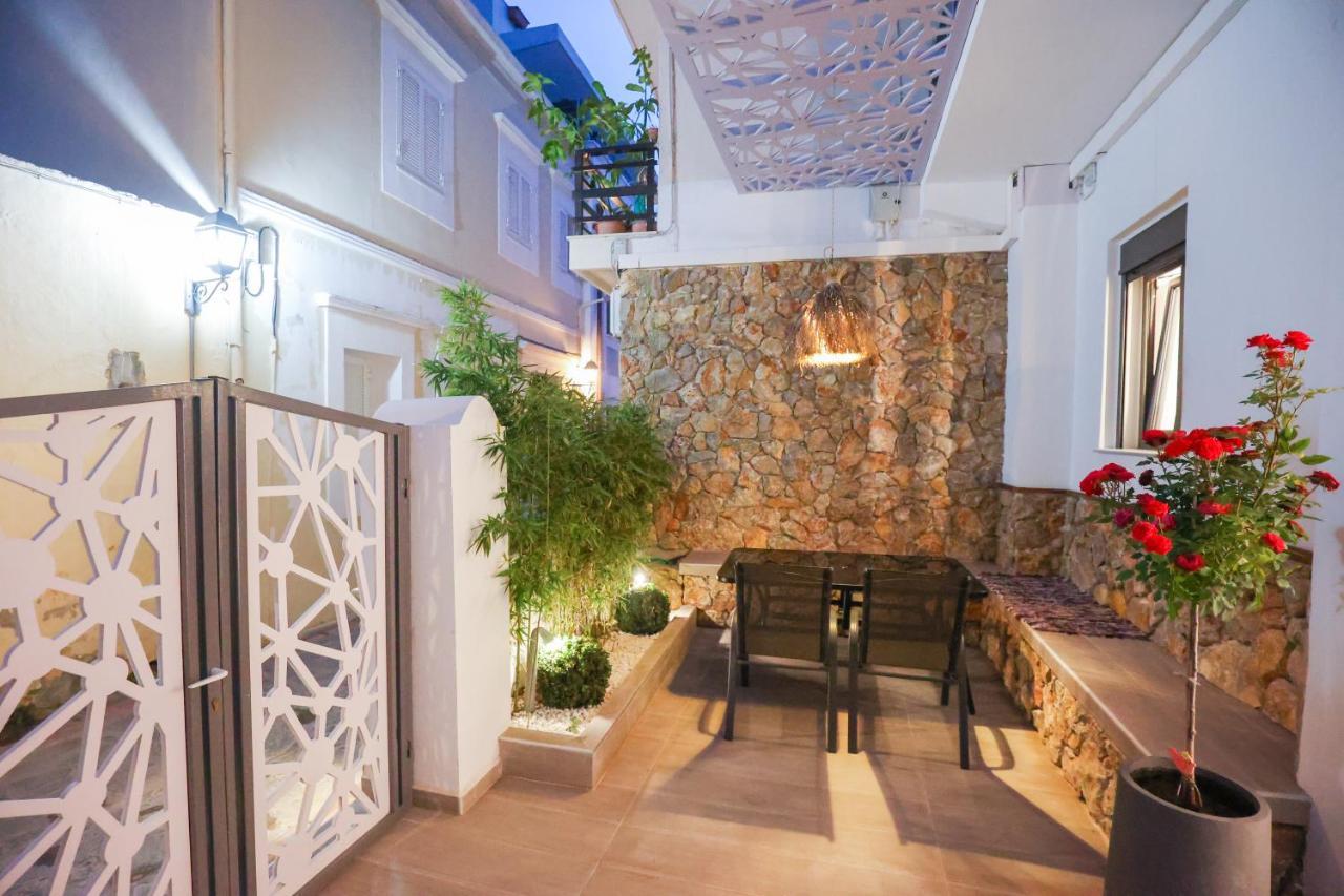 City Compass Luxury Suites Rhodes City Exterior foto